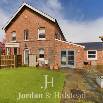 Seahill Road, Saughall, Chester, Cheshire, CH1 6BJ